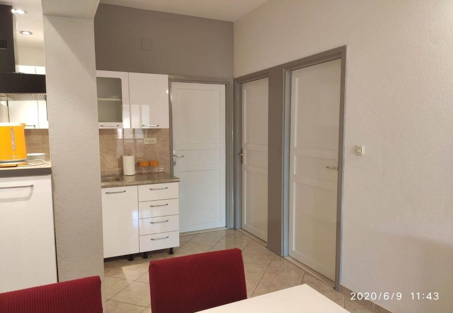 Apartments Antisa - With Playground Tučepi エクステリア 写真